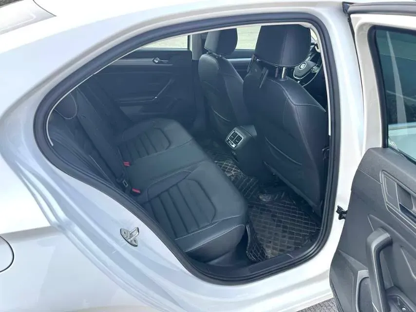 2021 Volkswagen Lamando 1.4T 150HP L4 7DCT,autocango,china used car exporter,china ev exporter,chinese used car exporter,chinese used ev exporter