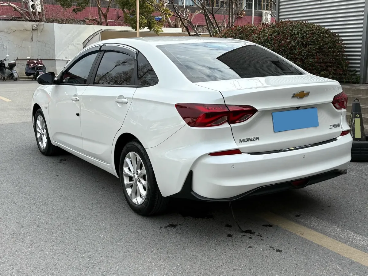 2024 Chevrolet Monza 1.5L 113HP L4 6DCT,autocango,china used car exporter,china ev exporter,chinese used car exporter,chinese used ev exporter