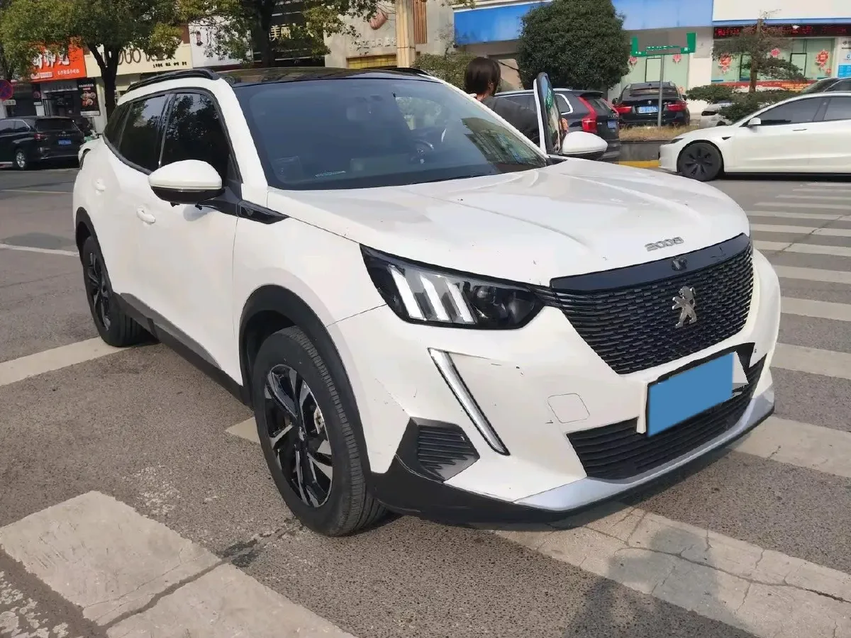 2022 Peugeot 2008 1.2T 136HP L3 6DCT,autocango,china used car exporter,china ev exporter,chinese used car exporter,chinese used ev exporter