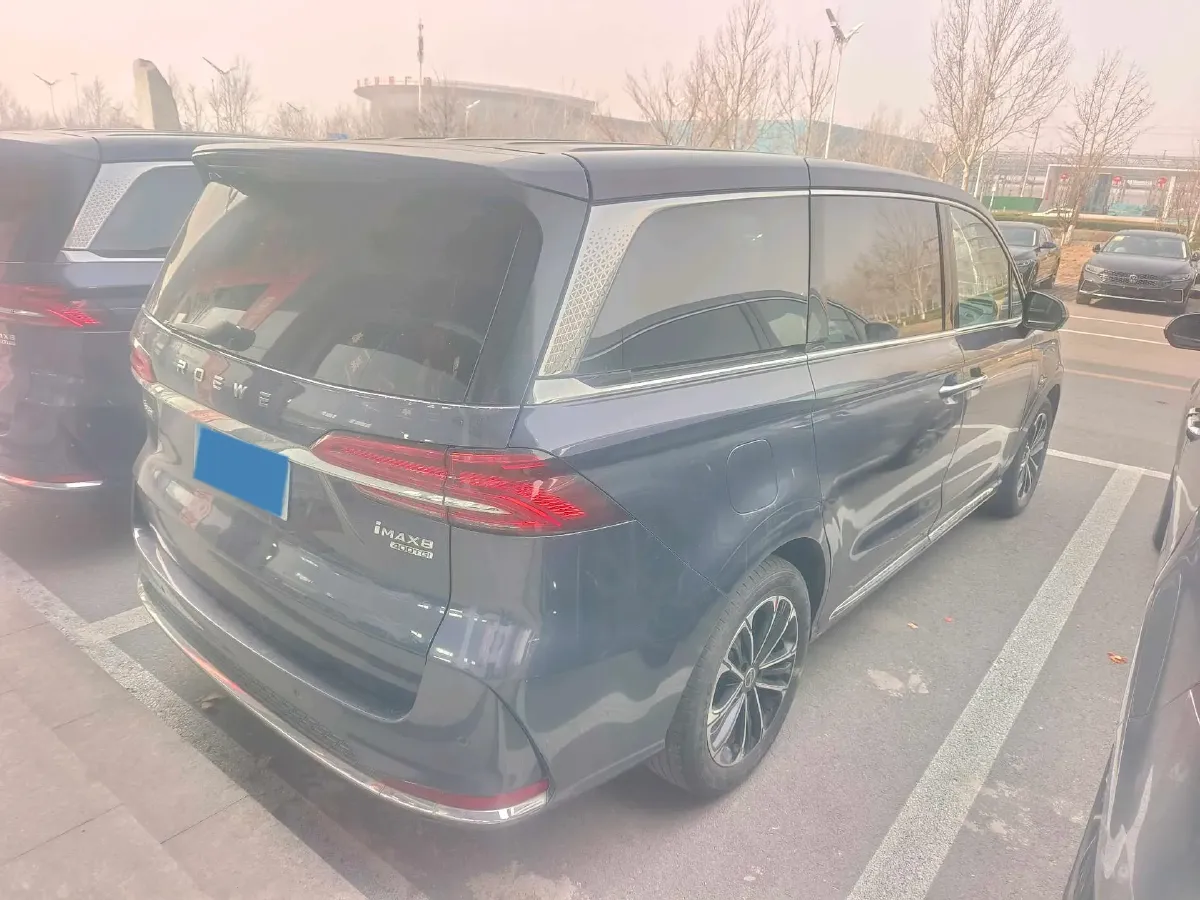 2022 Roewe iMAX8 2.0T 234HP L4 8AT,autocango,china used car exporter,china ev exporter,chinese used car exporter,chinese used ev exporter