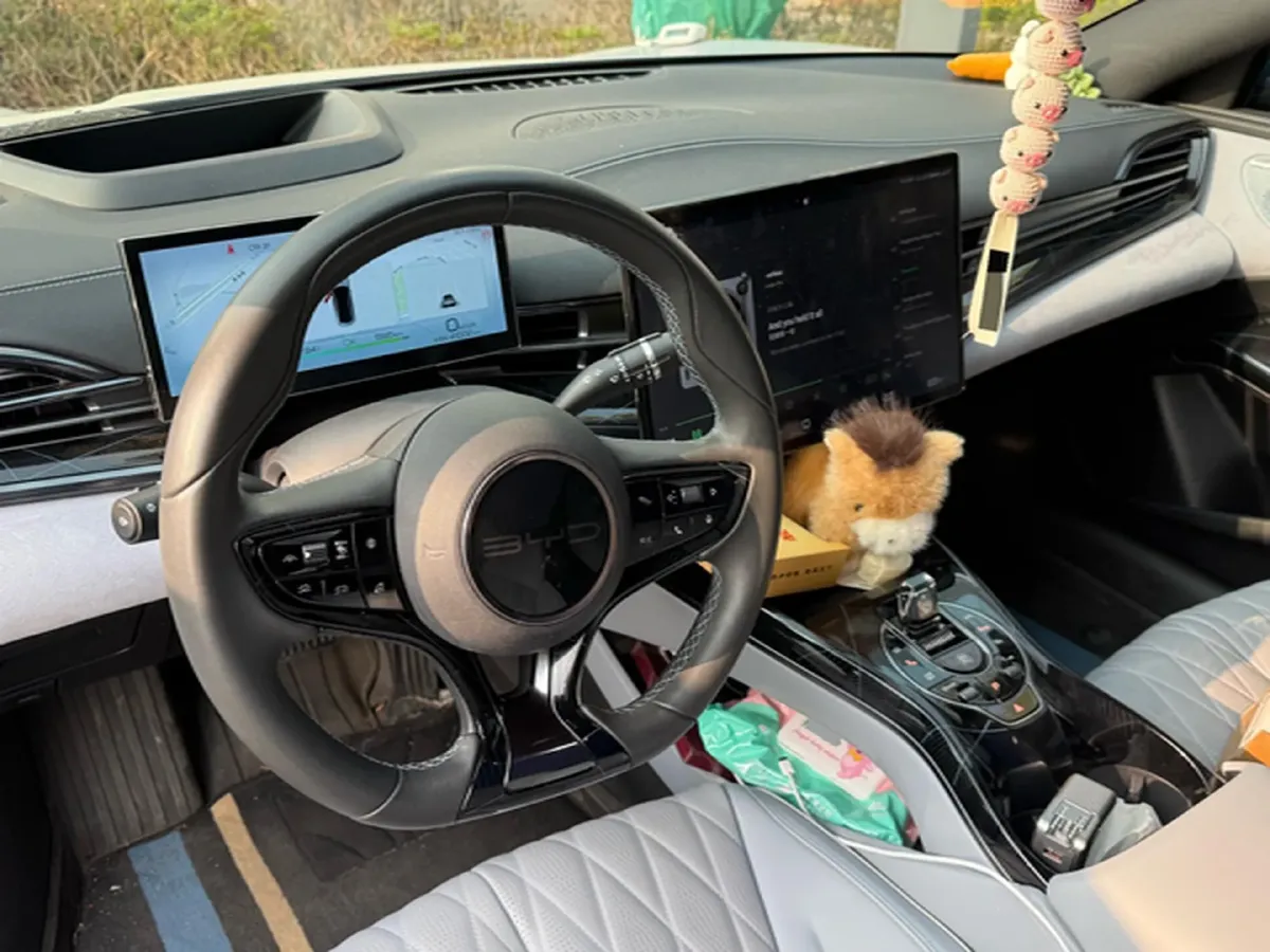 2022 Leapmotor C01 BEV 90KWH,autocango,china used car exporter,china ev exporter,chinese used car exporter,chinese used ev exporter