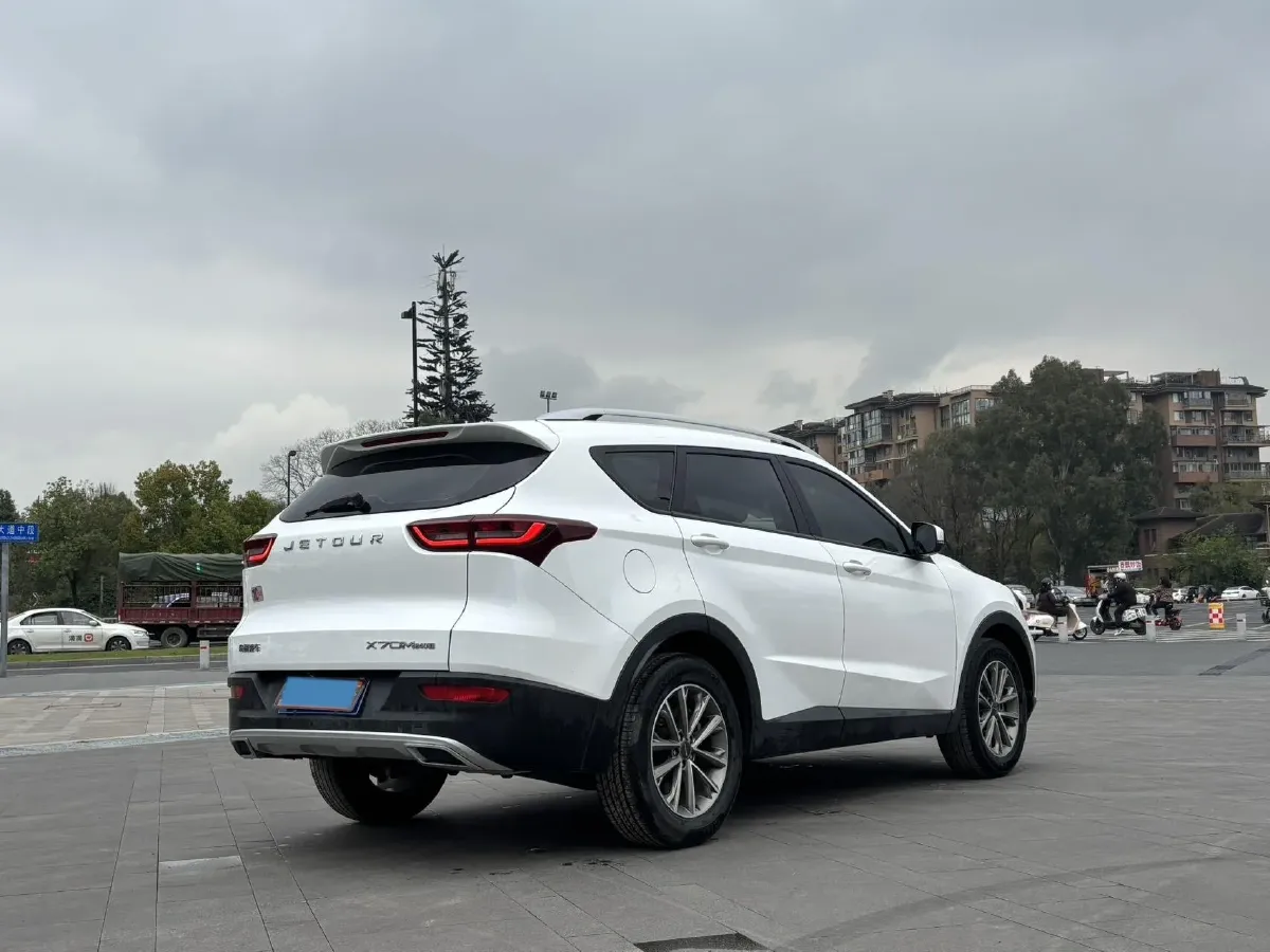 2021 Jetour X70M 1.5T 156HP L4 6DCT,autocango,china used car exporter,china ev exporter,chinese used car exporter,chinese used ev exporter