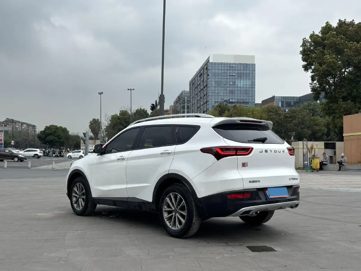 2021 Jetour X70M 1.5T 156HP L4 6DCT,autocango,china used car exporter,china ev exporter,chinese used car exporter,chinese used ev exporter