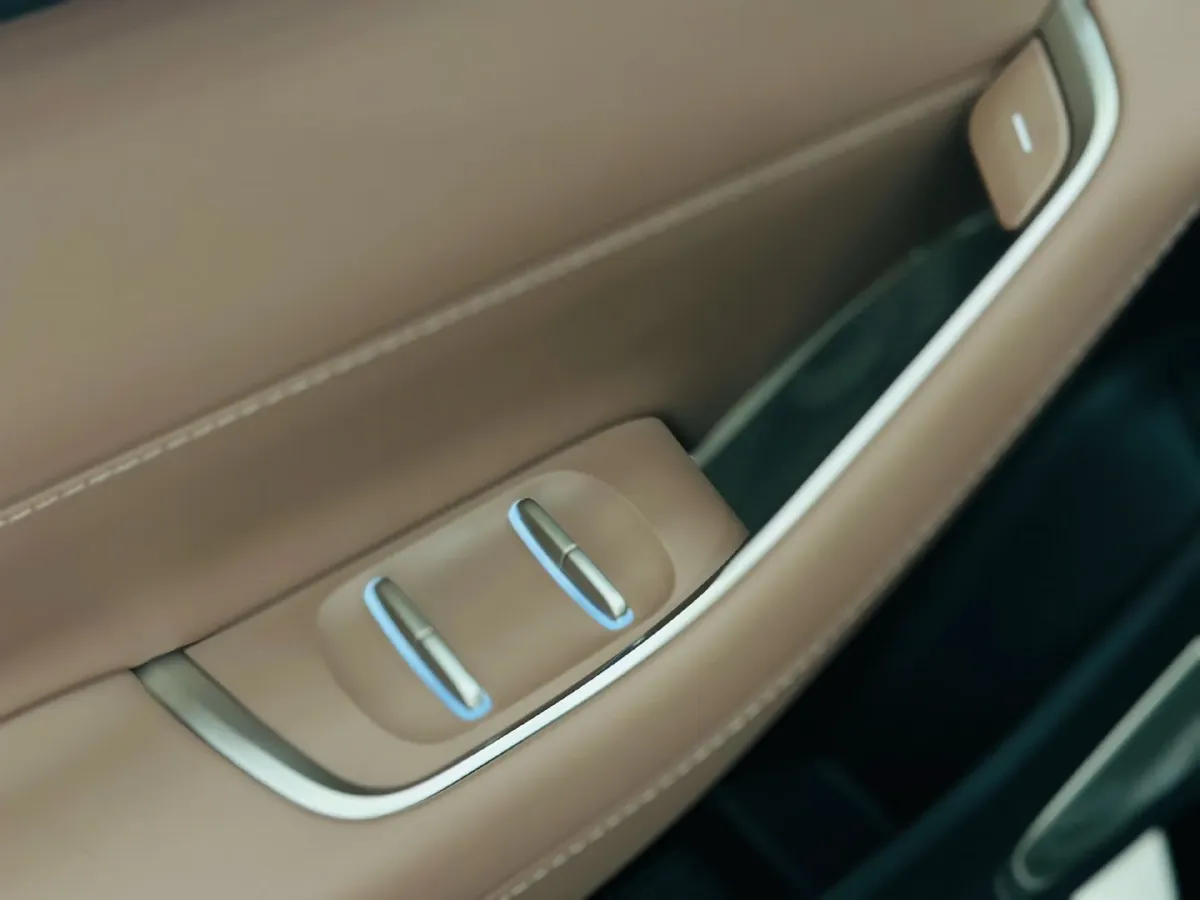 2025 NIO ES6 BEV,autocango,china used car exporter,china ev exporter,chinese used car exporter,chinese used ev exporter