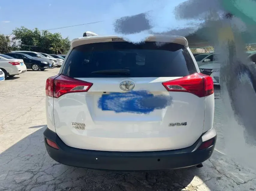 2016 Mitsubishi Outlander 2.0L 150HP L4 CVT,autocango,china used car exporter,china ev exporter,chinese used car exporter,chinese used ev exporter