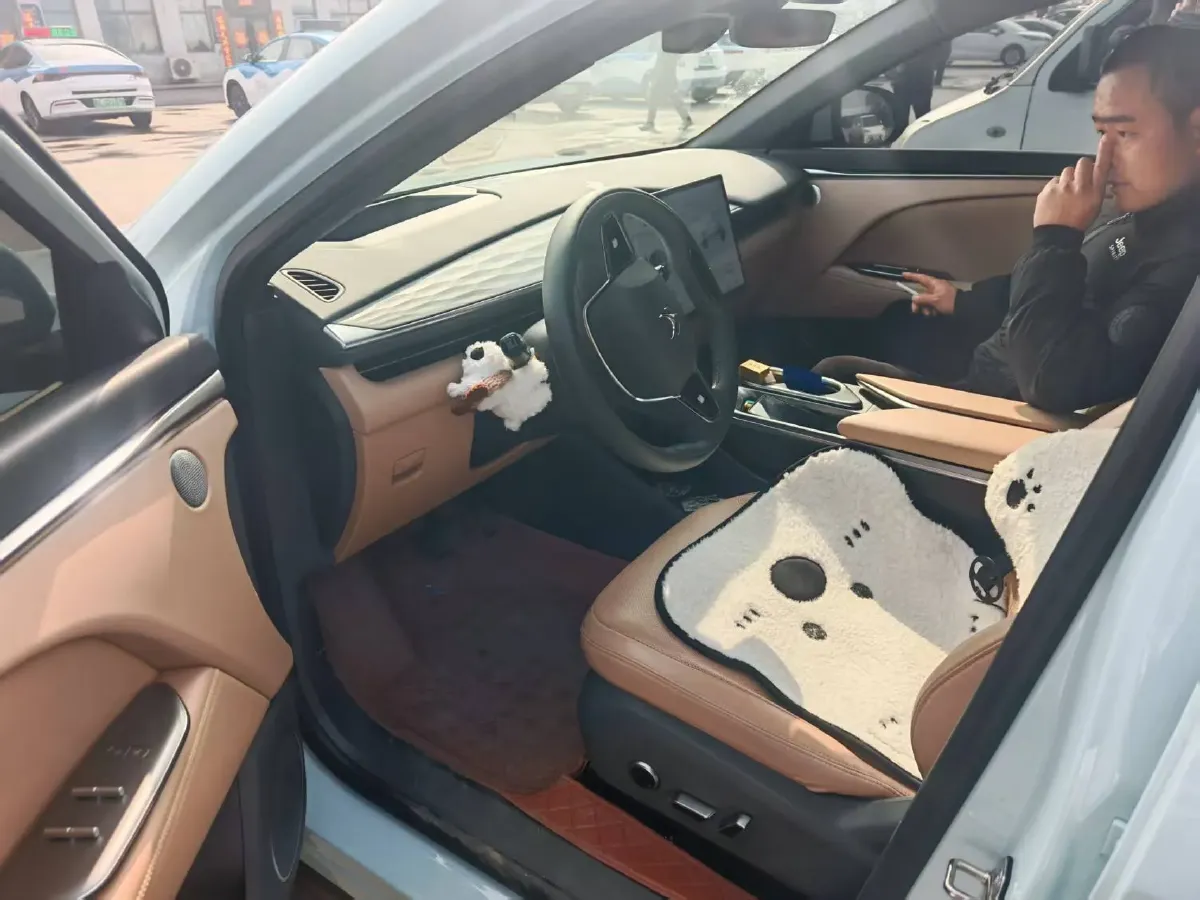 2024 MAXUS DaJia 5 BEV 61.1KWH,autocango,china used car exporter,china ev exporter,chinese used car exporter,chinese used ev exporter