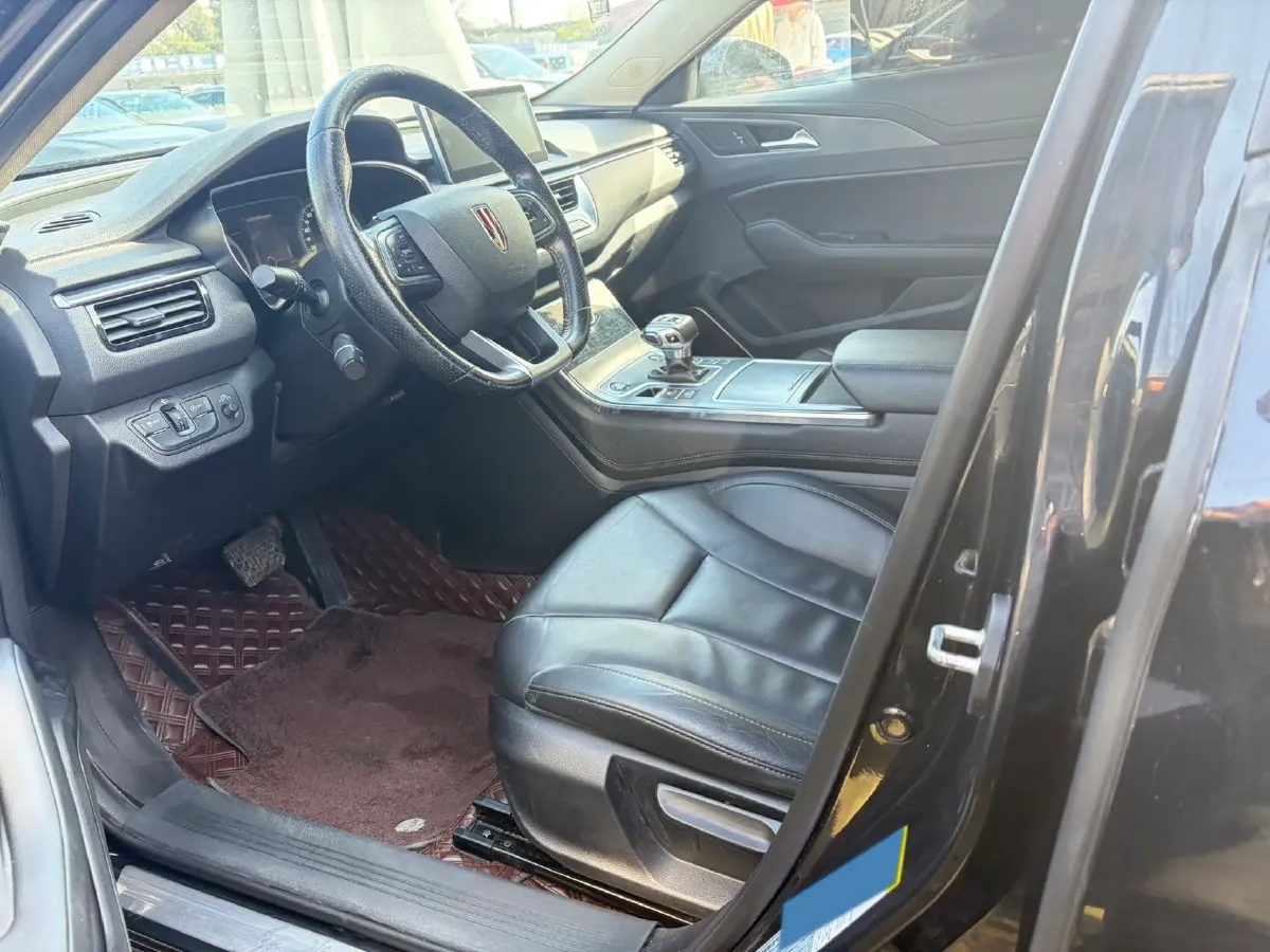 2022 HongQi H5 1.5T 169HP L4 7DCT,autocango,china used car exporter,china ev exporter,chinese used car exporter,chinese used ev exporter