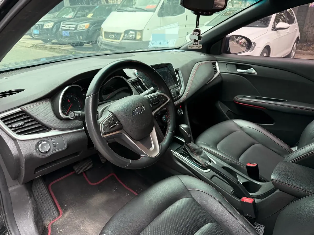 2019 Chevrolet Monza 1.3T 163HP L3 6AT,autocango,china used car exporter,china ev exporter,chinese used car exporter,chinese used ev exporter