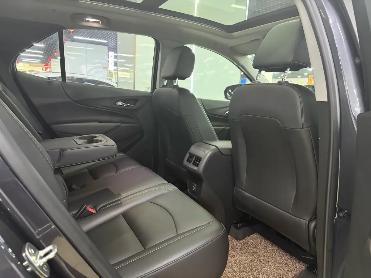 2022 Chevrolet Equinox 1.5T 169HP L4 6AT,autocango,china used car exporter,china ev exporter,chinese used car exporter,chinese used ev exporter