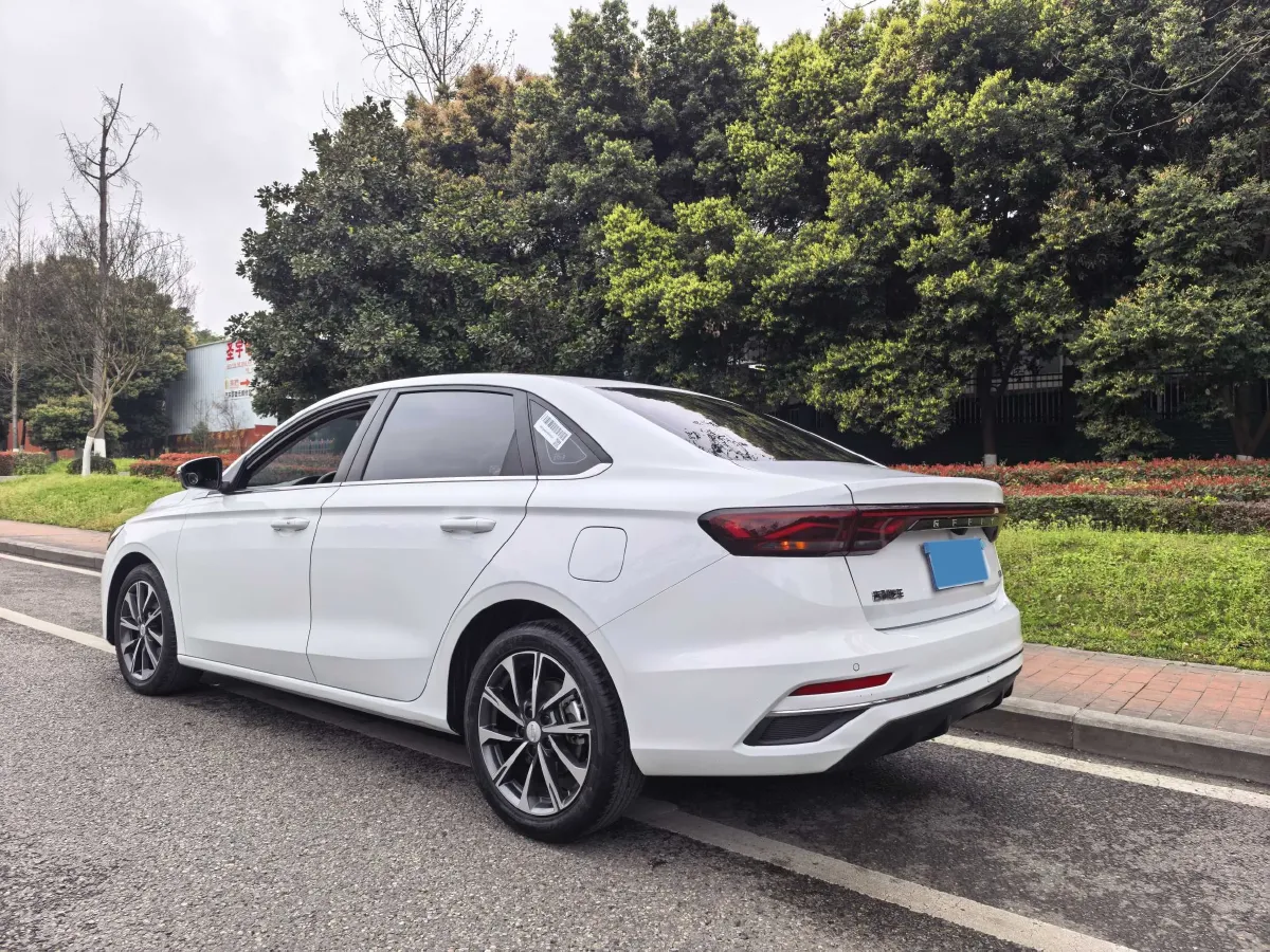 2025 Geely Emgrand 1.5L 127HP L4 CVT,autocango,china used car exporter,china ev exporter,chinese used car exporter,chinese used ev exporter