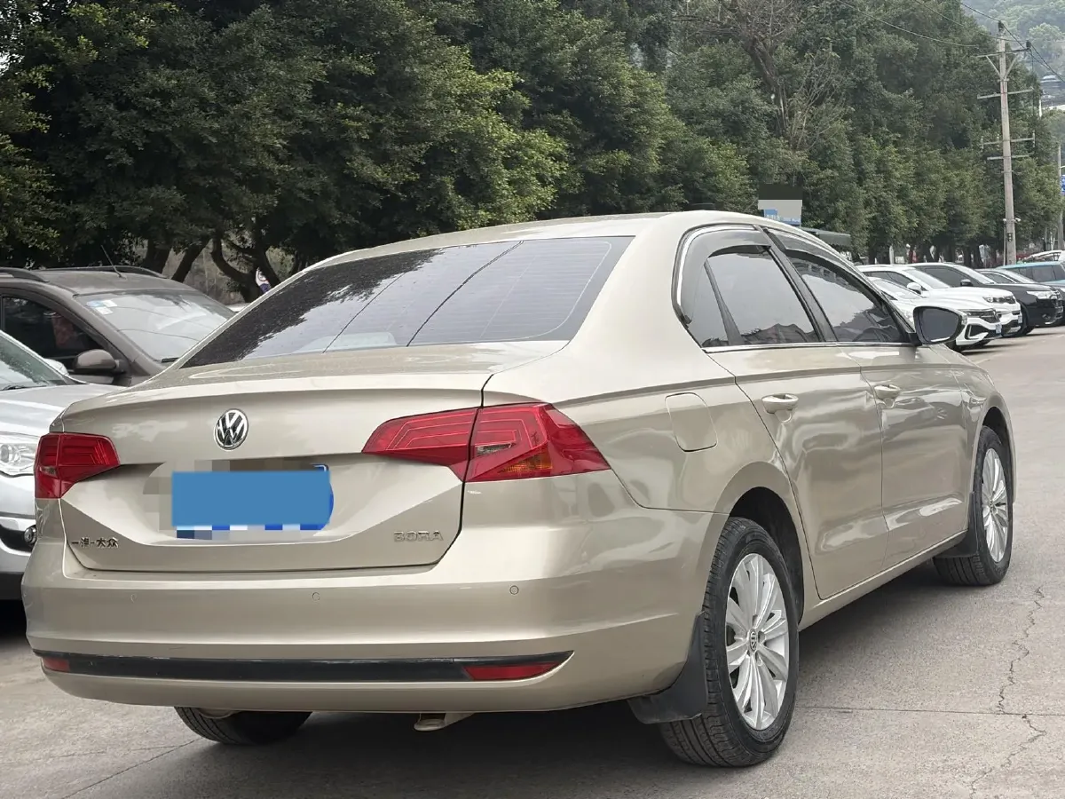 2021 Volkswagen Bora 1.5L 113HP L4 5MT,autocango,china used car exporter,china ev exporter,chinese used car exporter,chinese used ev exporter