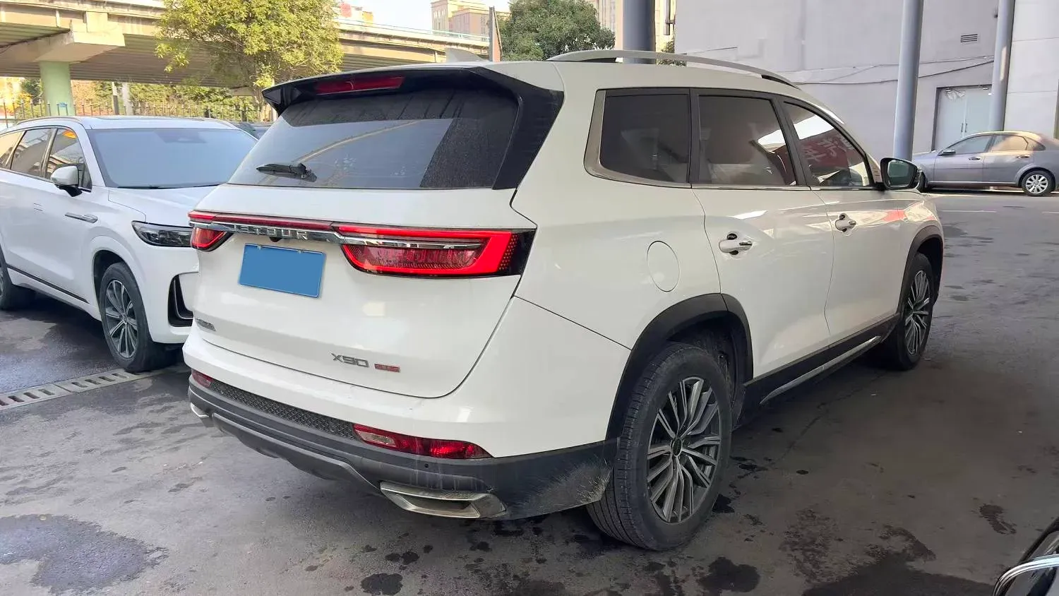 2021 Jetour X90 1.6T 197HP L4 7DCT,autocango,china used car exporter,china ev exporter,chinese used car exporter,chinese used ev exporter