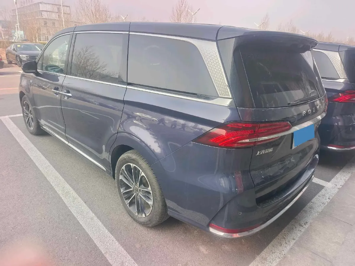 2022 Roewe iMAX8 2.0T 234HP L4 8AT,autocango,china used car exporter,china ev exporter,chinese used car exporter,chinese used ev exporter