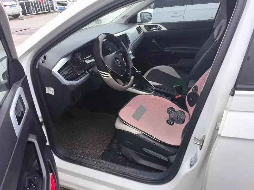 2019 Volkswagen Polo 1.5L 113HP L4 6AT,autocango,china used car exporter,china ev exporter,chinese used car exporter,chinese used ev exporter