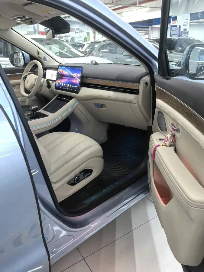 2024 AITO AITO M7 1.5T 152HP L4 REEV 40KWH,autocango,china used car exporter,china ev exporter,chinese used car exporter,chinese used ev exporter