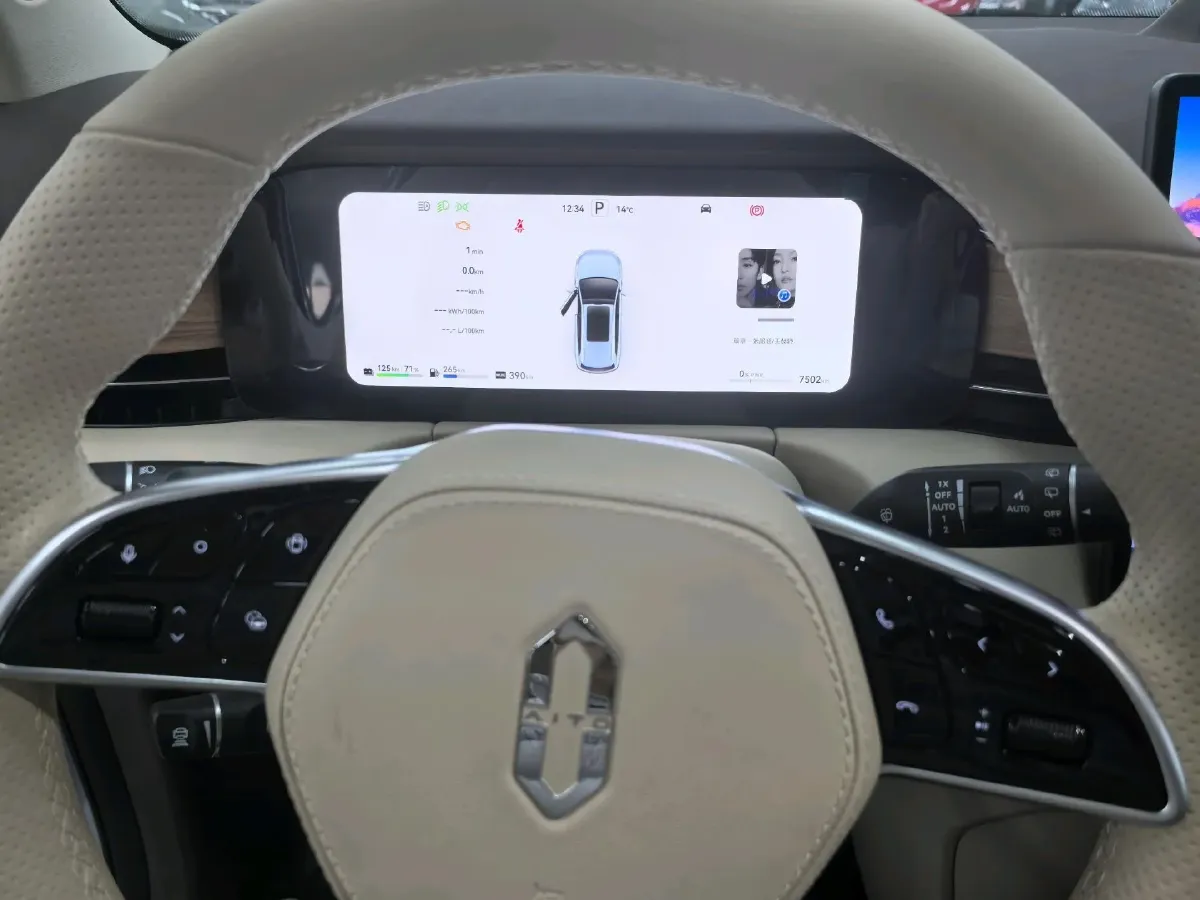 2024 AITO AITO M7 1.5T 152HP L4 REEV 40KWH,autocango,china used car exporter,china ev exporter,chinese used car exporter,chinese used ev exporter