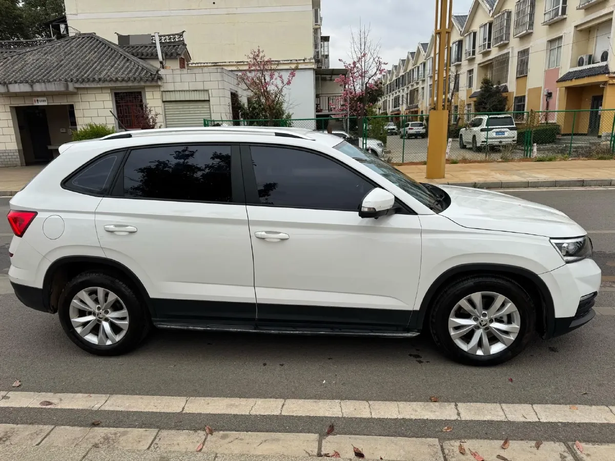 2020 Skoda Kamiq 1.5L 112HP L4 5MT,autocango,china used car exporter,china ev exporter,chinese used car exporter,chinese used ev exporter