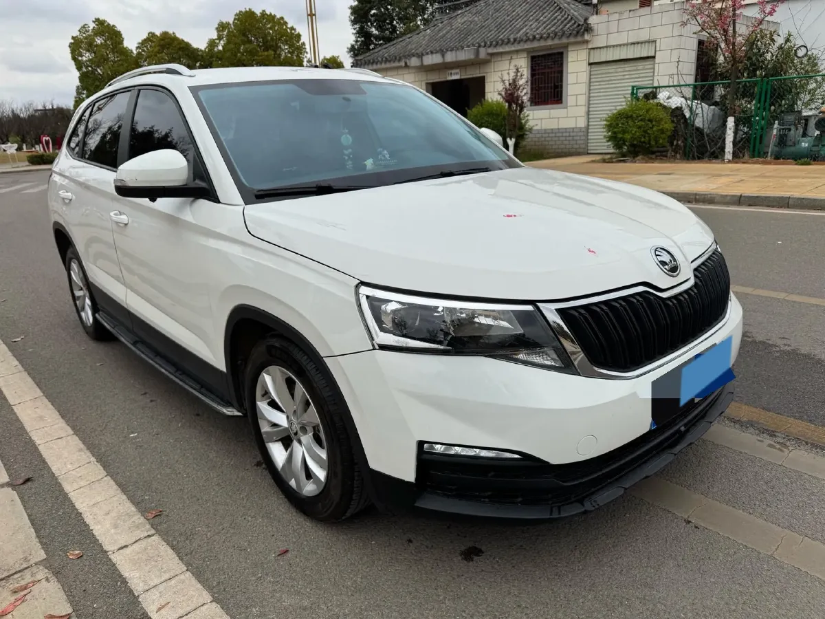2020 Skoda Kamiq 1.5L 112HP L4 5MT,autocango,china used car exporter,china ev exporter,chinese used car exporter,chinese used ev exporter