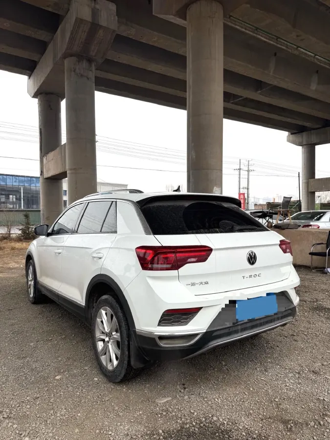 2021 Volkswagen T-Roc 1.4T 150HP L4 7DCT,autocango,china used car exporter,china ev exporter,chinese used car exporter,chinese used ev exporter