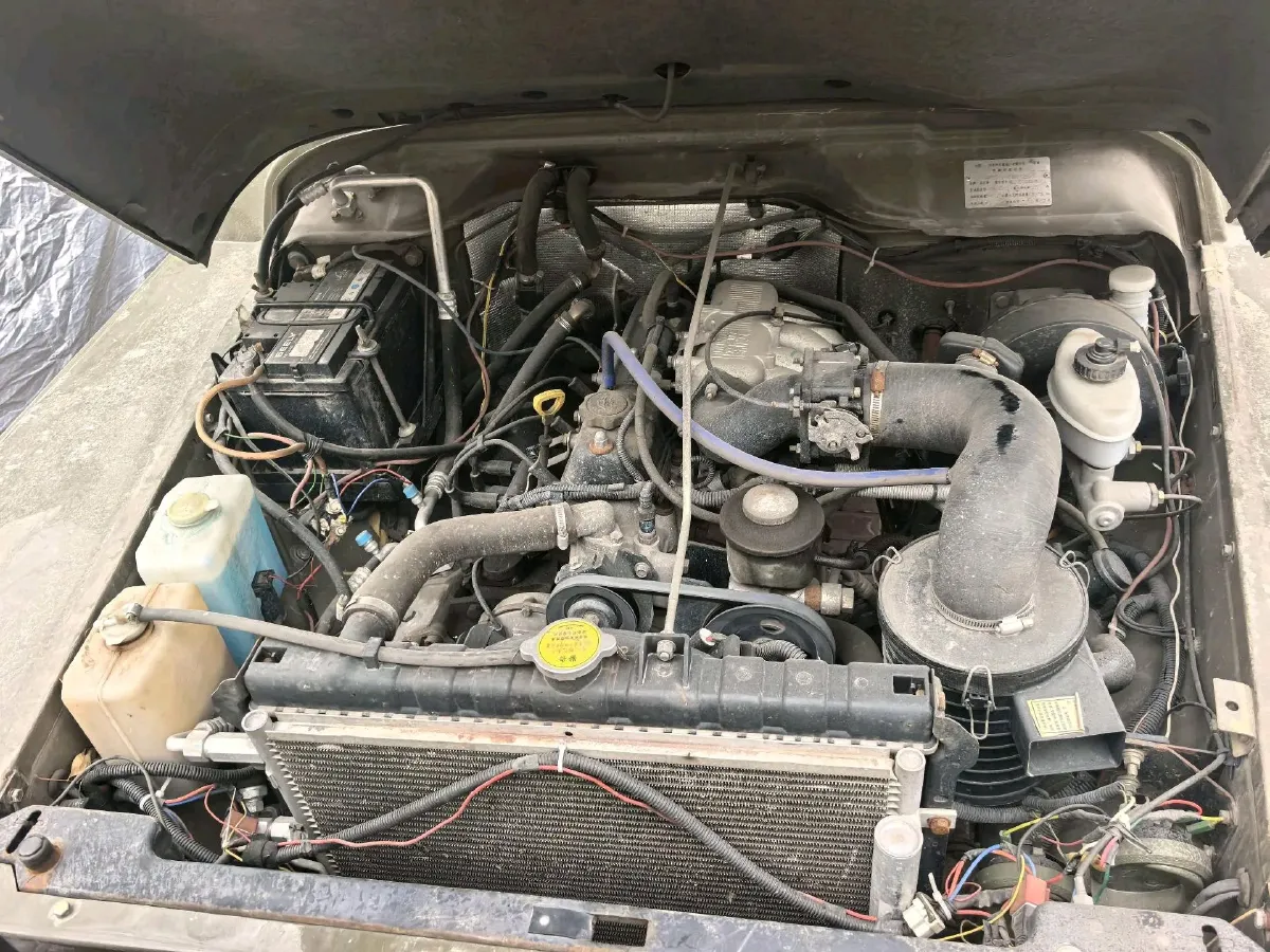 2016 BAW 212 2.0L 102HP L4 5MT,autocango,china used car exporter,china ev exporter,chinese used car exporter,chinese used ev exporter