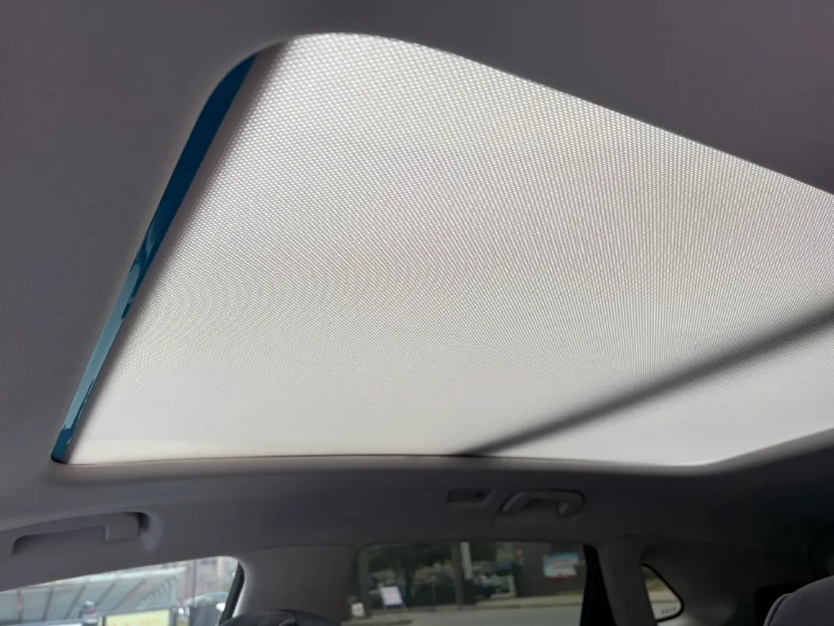 2022 HongQi HS5 2.0T 224HP L4 6AT,autocango,china used car exporter,china ev exporter,chinese used car exporter,chinese used ev exporter