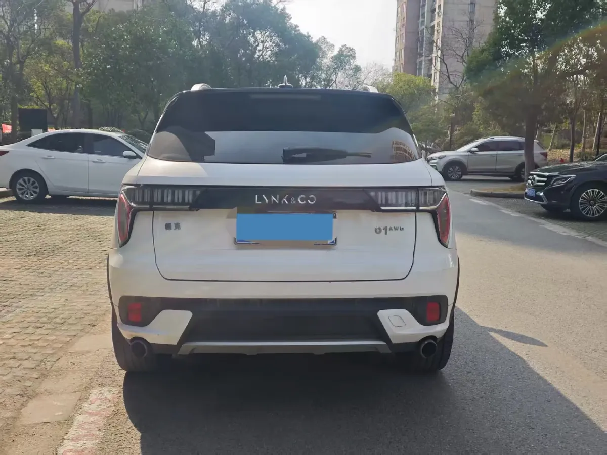 2019 LYNK&CO 01 2.0T 190HP L4 7DCT,autocango,china used car exporter,china ev exporter,chinese used car exporter,chinese used ev exporter