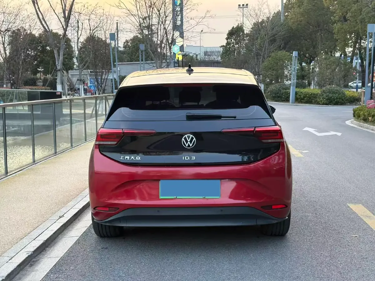 2022 Volkswagen ID.3 BEV 57.3KWH,autocango,china used car exporter,china ev exporter,chinese used car exporter,chinese used ev exporter