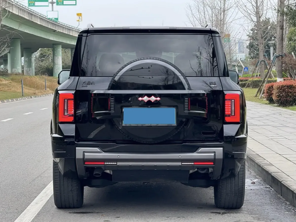 2025 FangChengBao Bao 8 2.0T 245HP L4 E-CVT PHEV 36.8KWH,autocango,china used car exporter,china ev exporter,chinese used car exporter,chinese used ev exporter