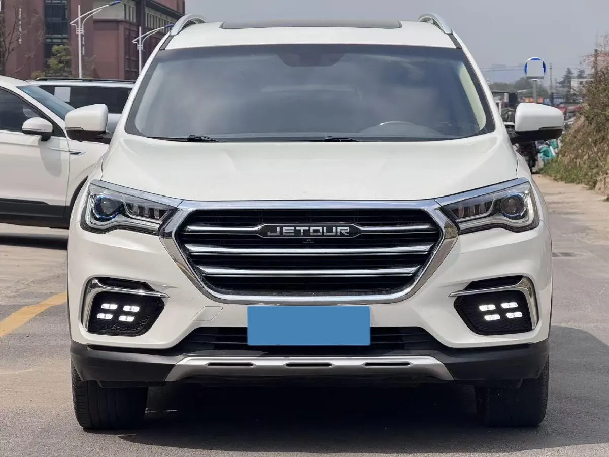 2019 Jetour X90 1.5T 147HP L4 6MT,autocango,china used car exporter,china ev exporter,chinese used car exporter,chinese used ev exporter