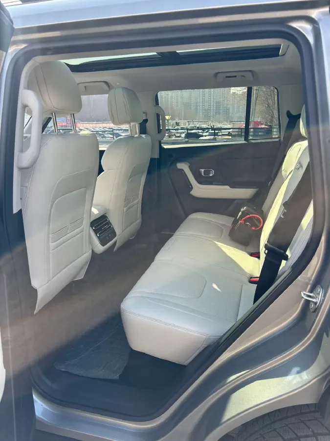 2025 MAXUS XinTu V70 2.0T 150HP L4 9AT,autocango,china used car exporter,china ev exporter,chinese used car exporter,chinese used ev exporter