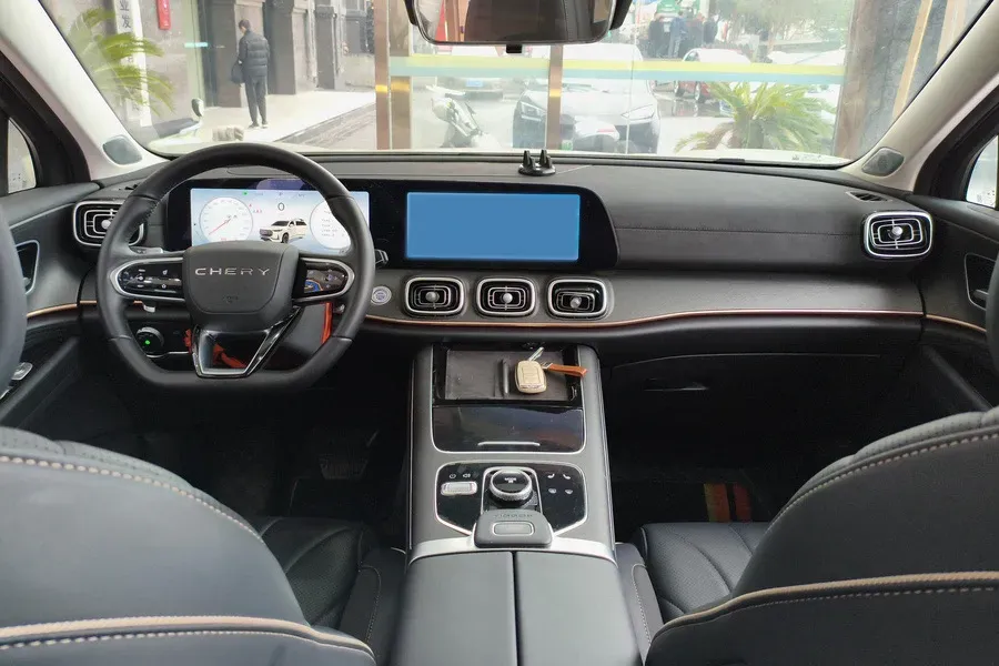 2023 Chery Tiggo 9 2.0T 261HP L4 7DCT,autocango,china used car exporter,china ev exporter,chinese used car exporter,chinese used ev exporter