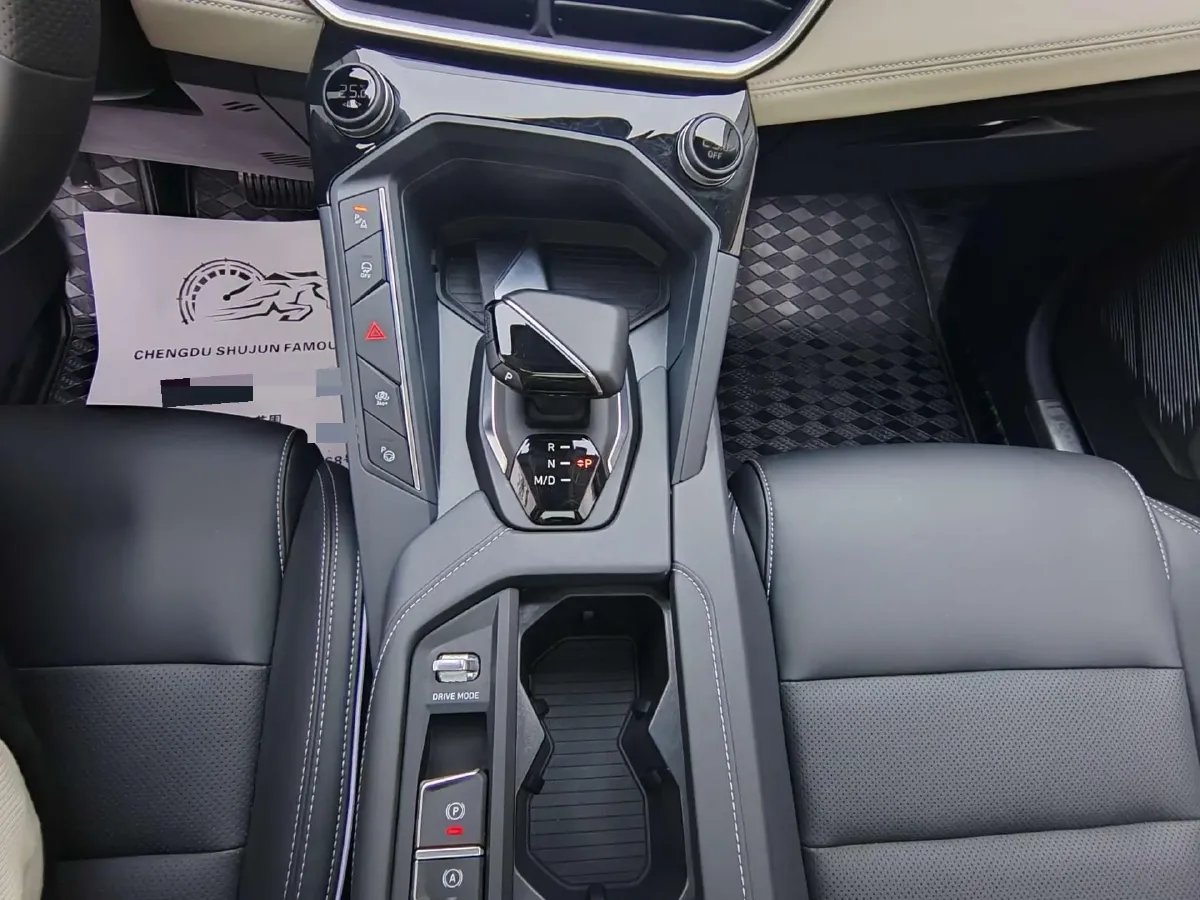 2023 LYNK&CO 06 1.5T 181HP L4 7DCT,autocango,china used car exporter,china ev exporter,chinese used car exporter,chinese used ev exporter