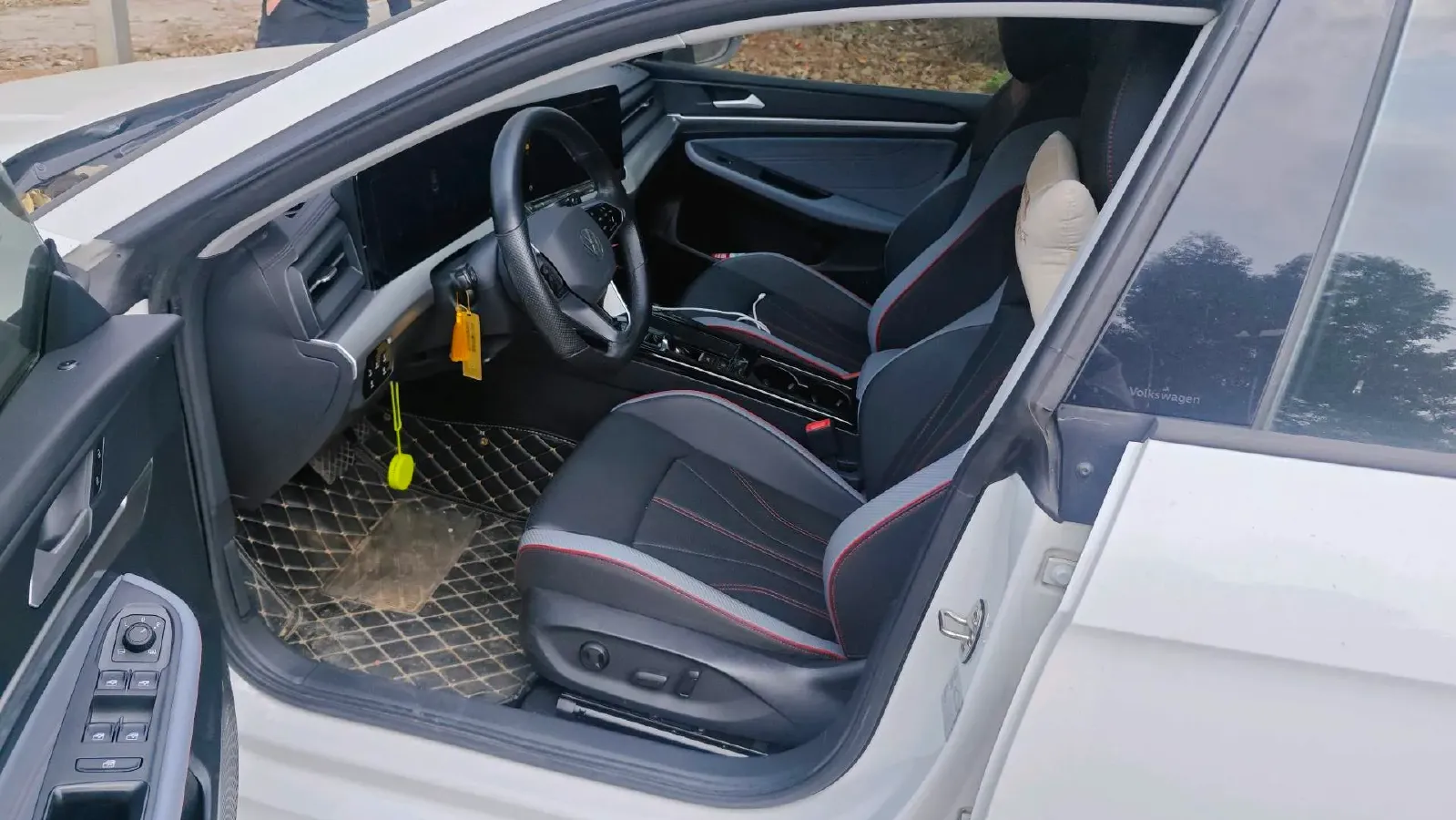 2022 Volkswagen Lavida 1.4T 150HP L4 7DCT,autocango,china used car exporter,china ev exporter,chinese used car exporter,chinese used ev exporter