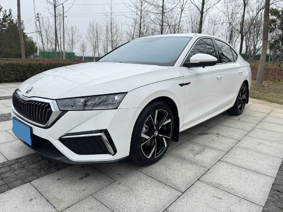 2022 Skoda Octavia 1.4T 150HP L4 7DCT,autocango,china used car exporter,china ev exporter,chinese used car exporter,chinese used ev exporter