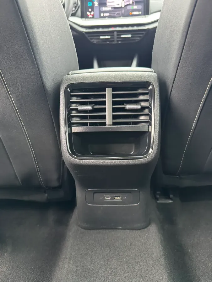 2022 Skoda Octavia 1.4T 150HP L4 7DCT,autocango,china used car exporter,china ev exporter,chinese used car exporter,chinese used ev exporter