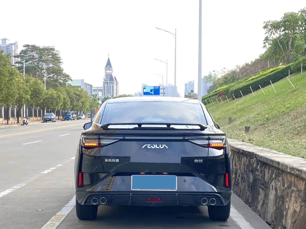 2023 DongFeng Aeolus YiXuan 1.5L 125HP L4 6DCT,autocango,china used car exporter,china ev exporter,chinese used car exporter,chinese used ev exporter