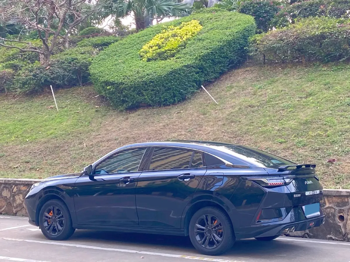 2023 DongFeng Aeolus YiXuan 1.5L 125HP L4 6DCT,autocango,china used car exporter,china ev exporter,chinese used car exporter,chinese used ev exporter