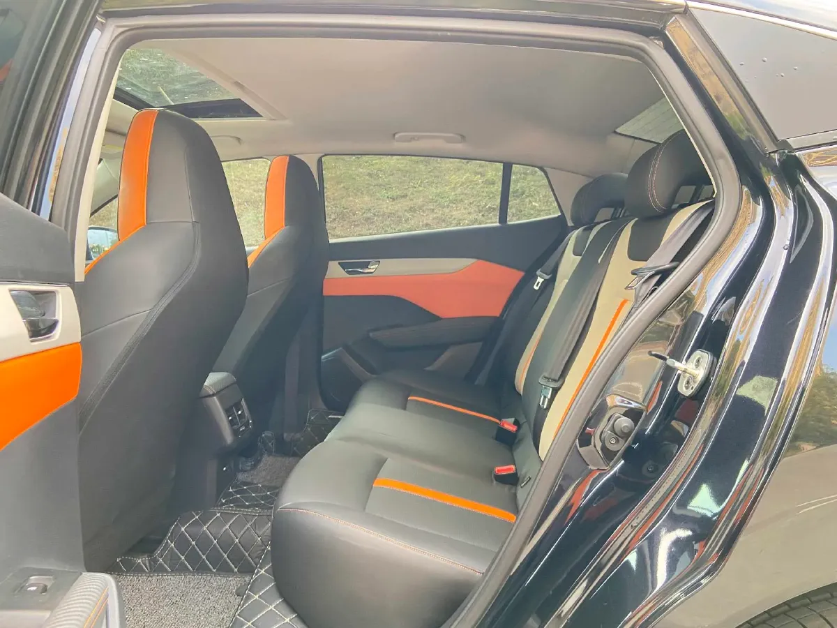 2023 DongFeng Aeolus YiXuan 1.5L 125HP L4 6DCT,autocango,china used car exporter,china ev exporter,chinese used car exporter,chinese used ev exporter