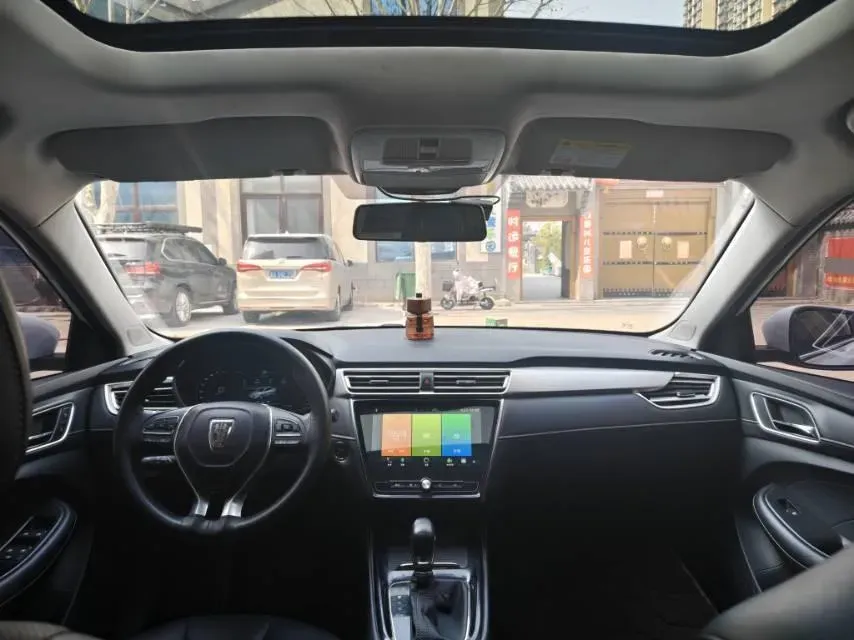 2020 Roewe i5 1.5L 120HP L4 CVT,autocango,china used car exporter,china ev exporter,chinese used car exporter,chinese used ev exporter