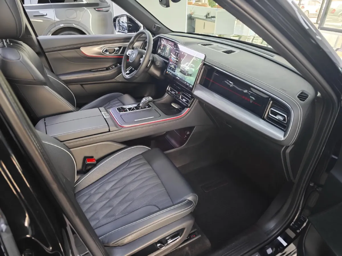 2022 GAC Trumpchi GS8 2.0T 252HP L4 8AT,autocango,china used car exporter,china ev exporter,chinese used car exporter,chinese used ev exporter