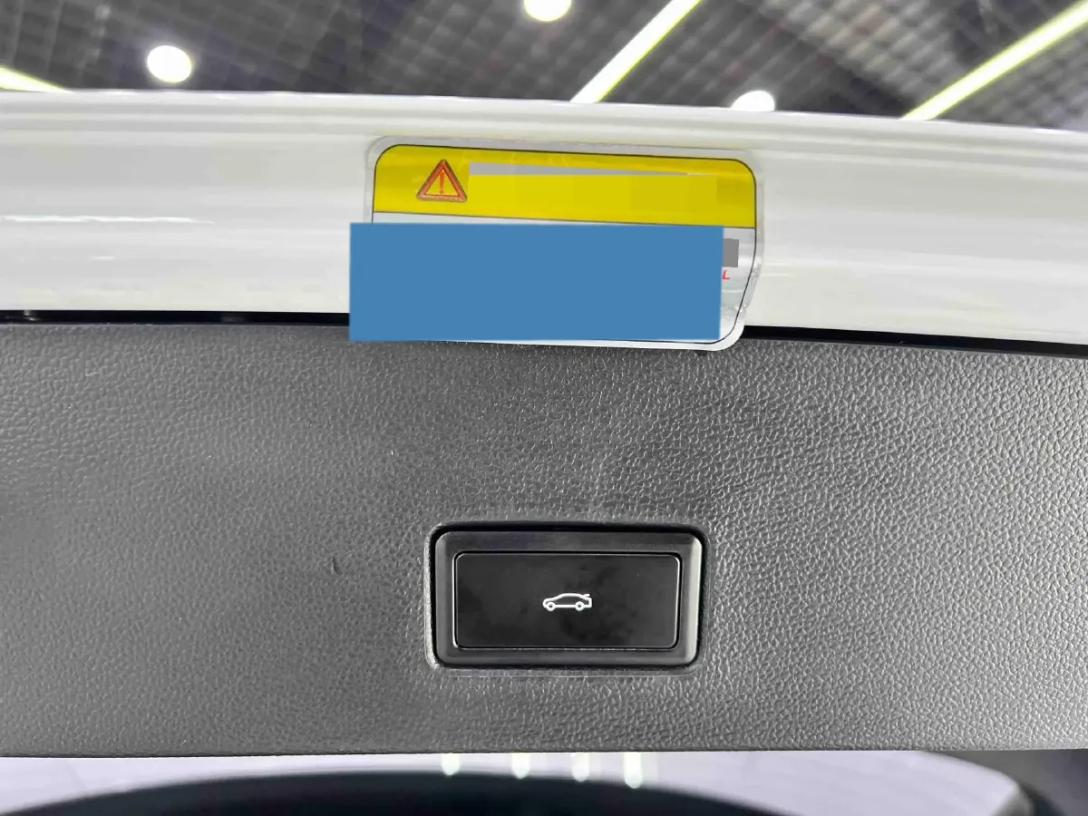 2022 Volkswagen T-Roc 1.4T 150HP L4 7DCT,autocango,china used car exporter,china ev exporter,chinese used car exporter,chinese used ev exporter