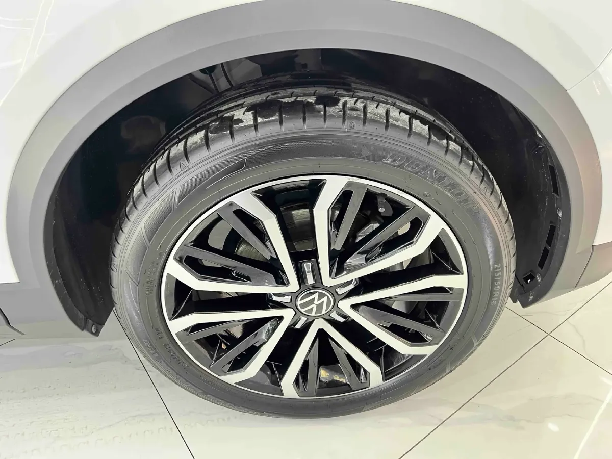 2022 Volkswagen T-Roc 1.4T 150HP L4 7DCT,autocango,china used car exporter,china ev exporter,chinese used car exporter,chinese used ev exporter