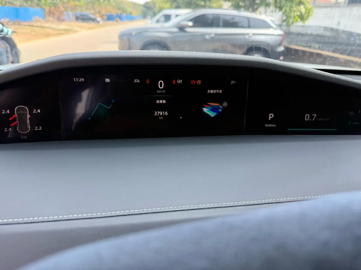 2021 ChangAn UNI-K 2.0T 233HP L4 8AT,autocango,china used car exporter,china ev exporter,chinese used car exporter,chinese used ev exporter