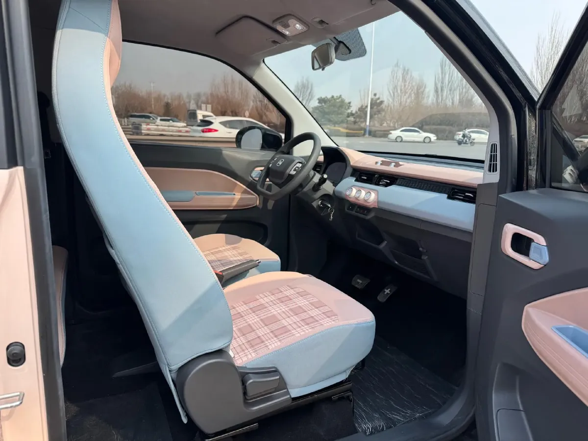 2025 Chery QQ Ice Cream BEV 13.98KWH,autocango,china used car exporter,china ev exporter,chinese used car exporter,chinese used ev exporter