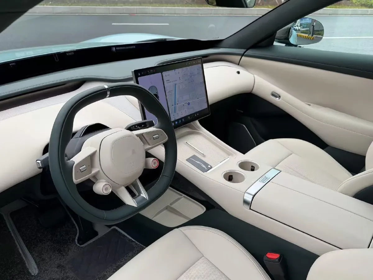 2025 MI YU7 BEV 101.7KWH,autocango,china used car exporter,china ev exporter,chinese used car exporter,chinese used ev exporter