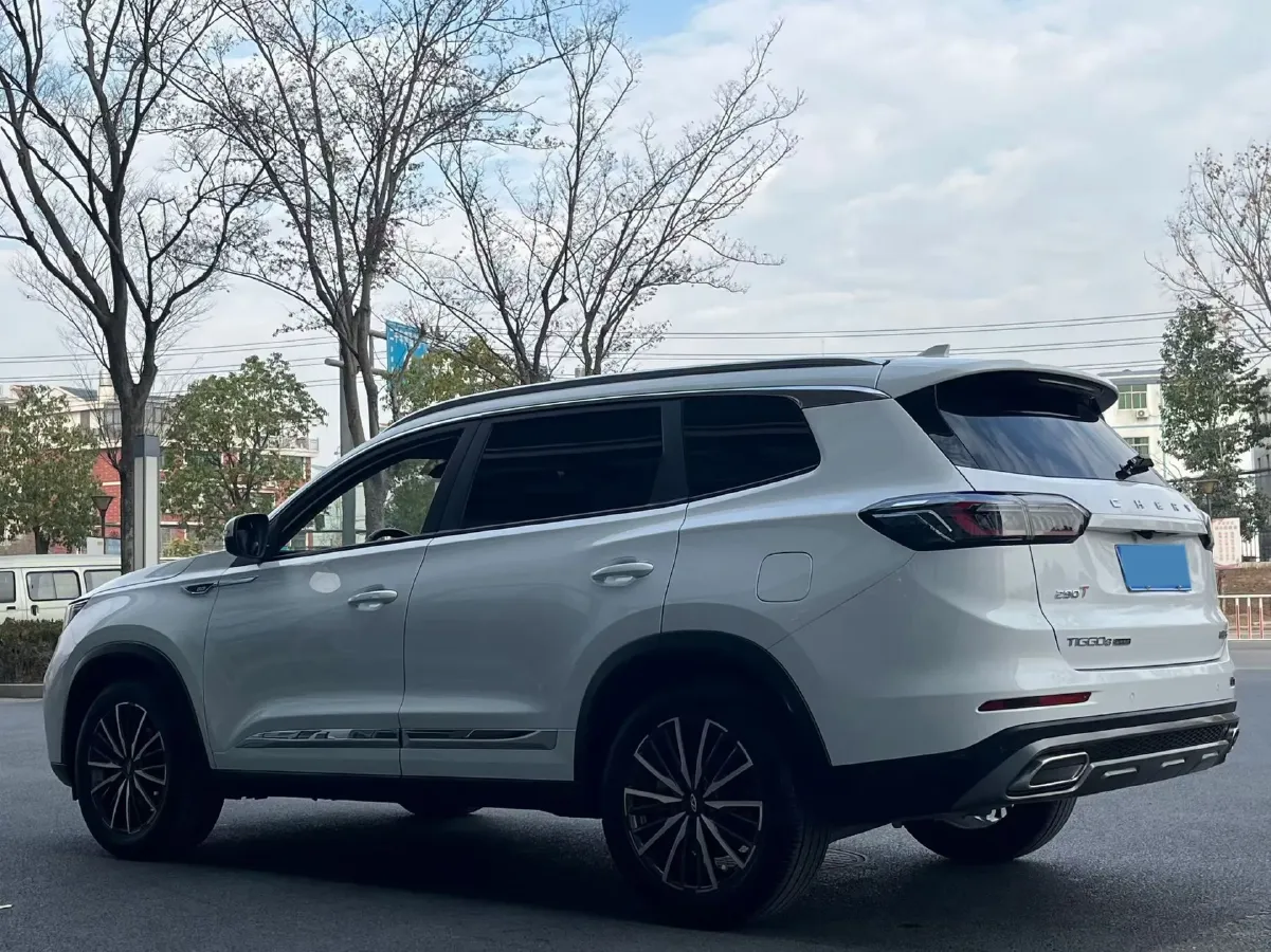 2022 Chery Tiggo 8 Plus 1.6T 197HP L4 7DCT,autocango,china used car exporter,china ev exporter,chinese used car exporter,chinese used ev exporter