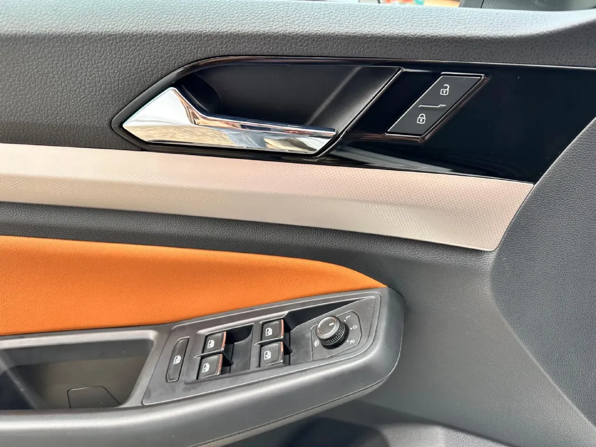 2023 Volkswagen Bora 1.2T 116HP L4 7DCT,autocango,china used car exporter,china ev exporter,chinese used car exporter,chinese used ev exporter