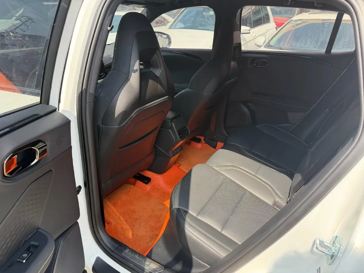 2025 LYNK&CO 06 1.5T 181HP L4 7DCT,autocango,china used car exporter,china ev exporter,chinese used car exporter,chinese used ev exporter