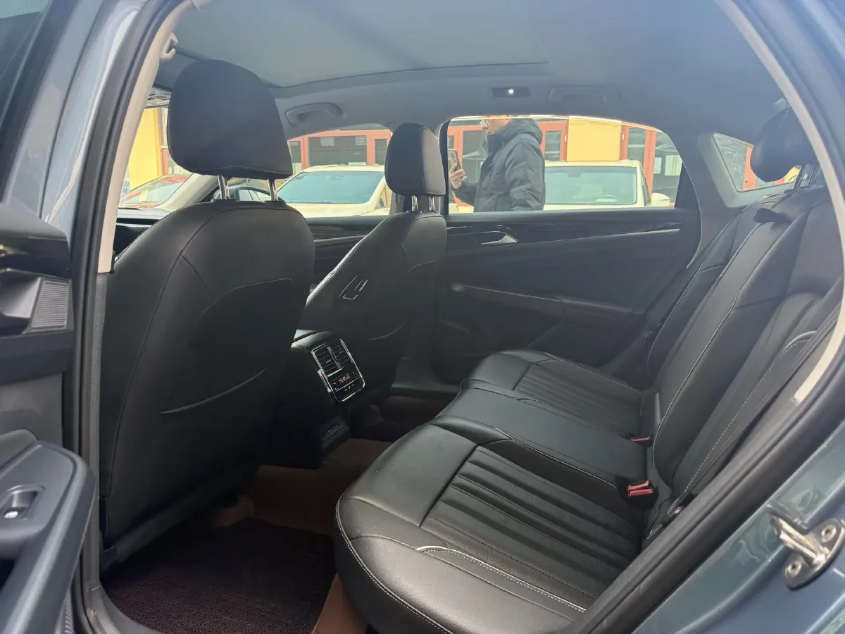 2022 Skoda Kodiak GT 2.0T 186HP L4 7DCT,autocango,china used car exporter,china ev exporter,chinese used car exporter,chinese used ev exporter