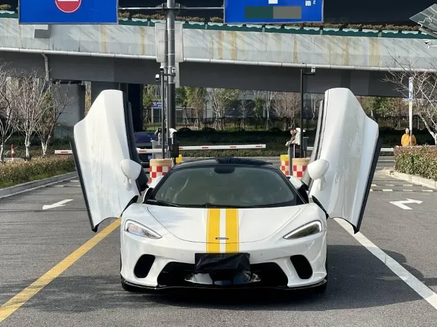 2019 Lorinser MAYBACH S Class 3.0T 367HP V6 9AT,autocango,china used car exporter,china ev exporter,chinese used car exporter,chinese used ev exporter